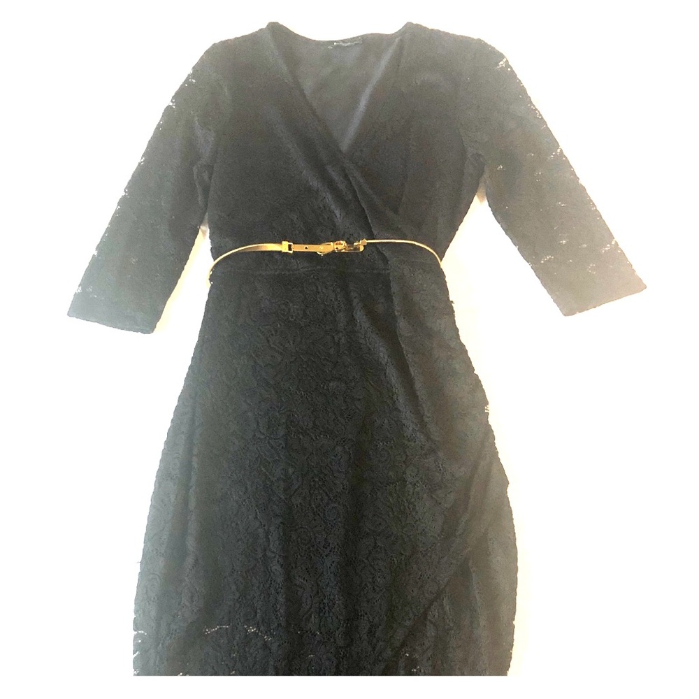 Bebe Lace dress with gold belt stretch